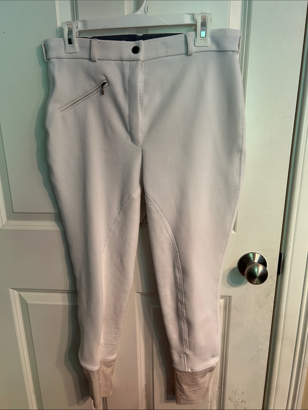 Women's White Riding Breeches Leggings - Sleek Equestrian Style